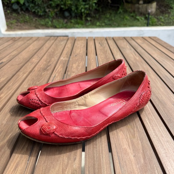 Valentino Shoes - Valentino Garavani Red Pebbled Leather Peep Toe Rosette Ballet Flats Size 38